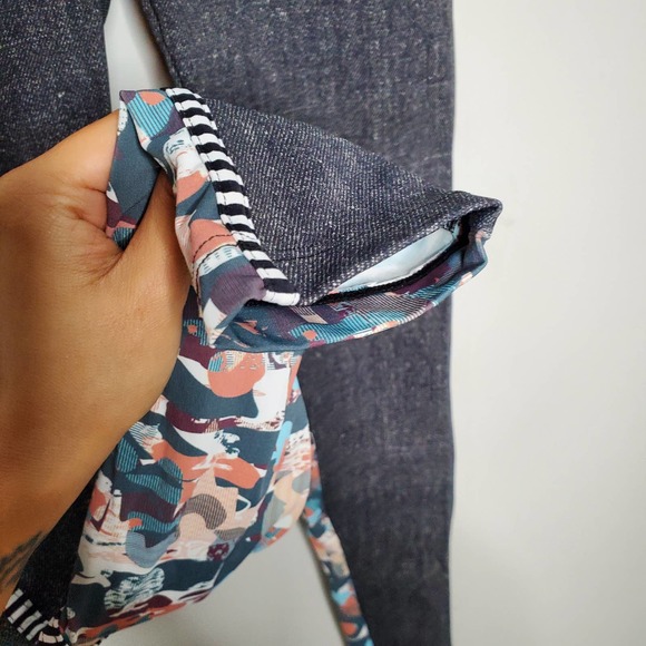 TRACK & FIELD • Gray Brazilian Athletic Gym Leggings Size Small - Picture 7 of 8